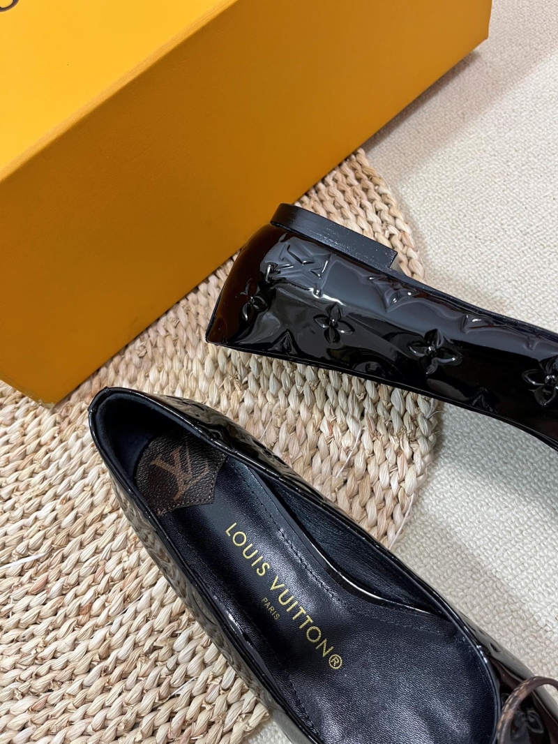 LV flat shoes